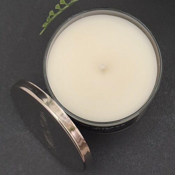 BBW Dark Amber & Oud White Barn Bath & Body Works Single Wick Candle - Picture 6 of 10